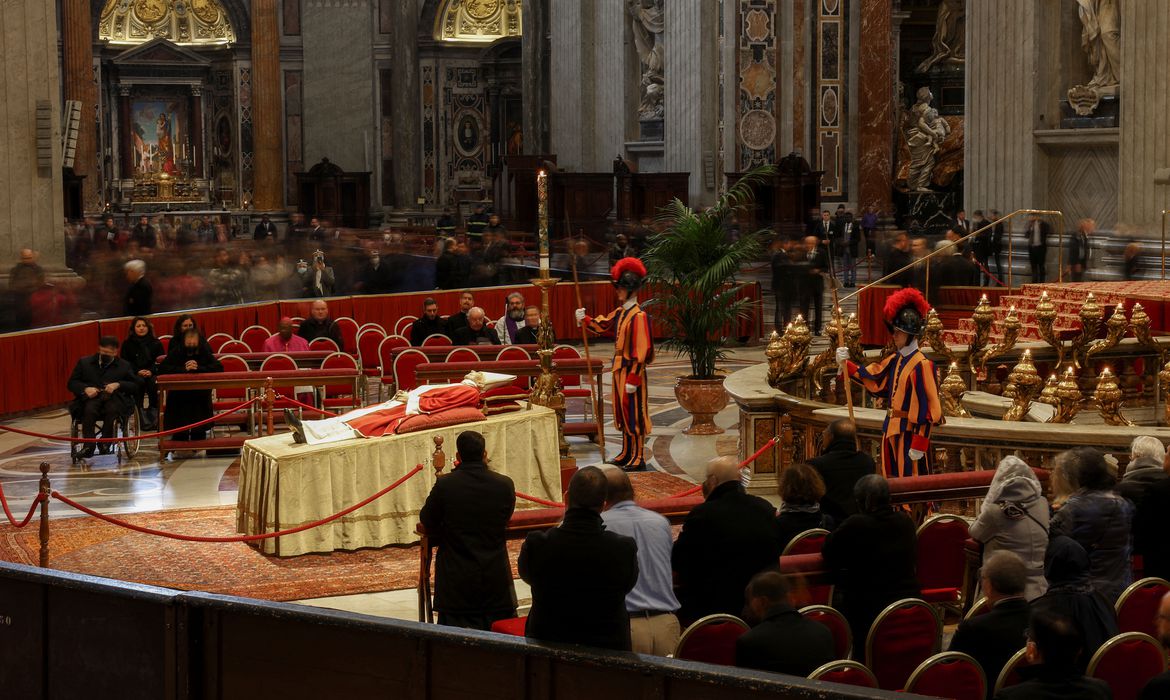 papa francisco bento vaticano