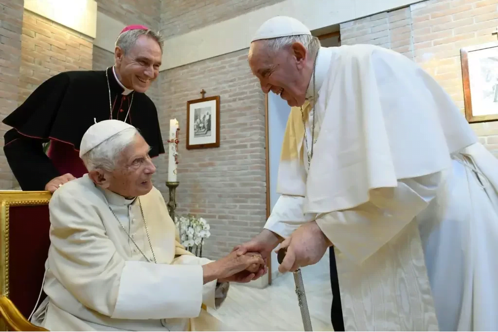 BENTO XVI ESTADO GRAVE