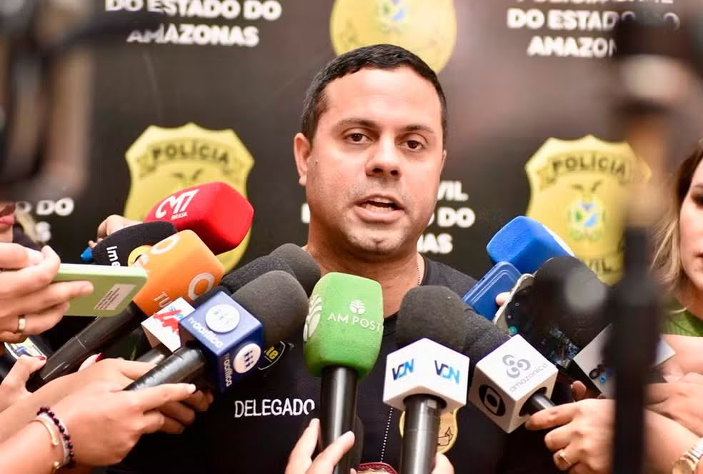 delegado preso extorsão manaus