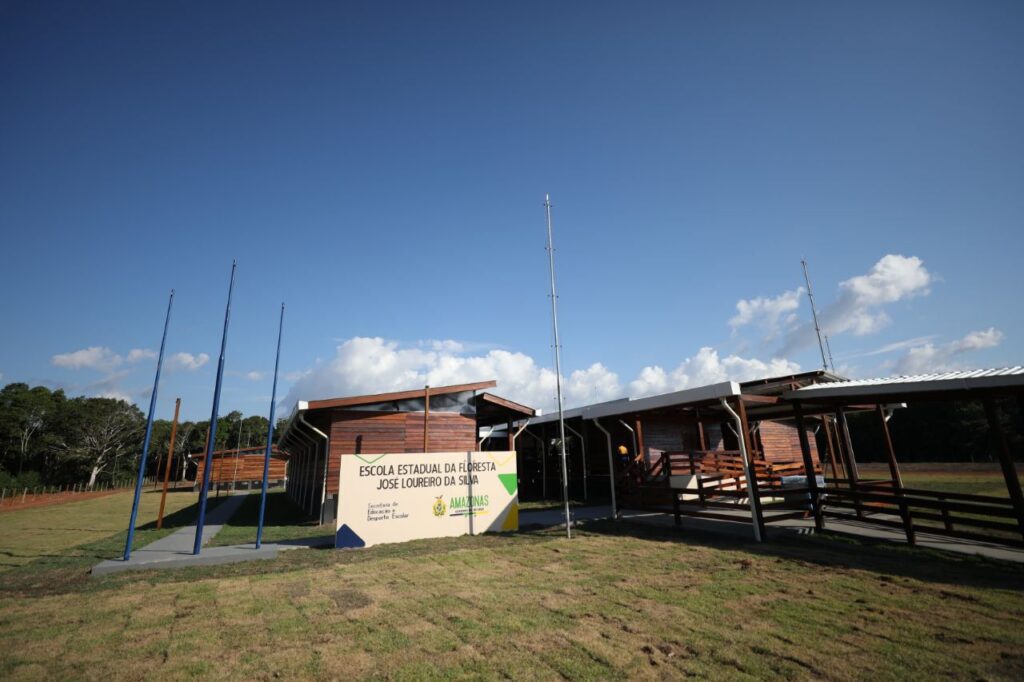 escola Amazonas educação floresta