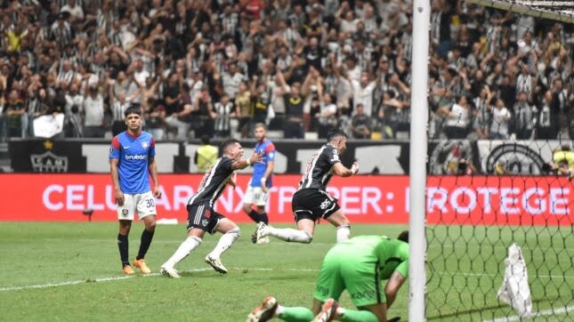 Atlético Mineiro avança Libertadores