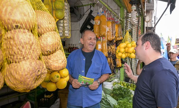 Roberto Cidade feiras Manoa