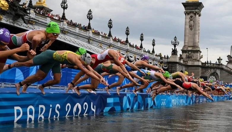 Olimpíadas Triatlo rio Sena