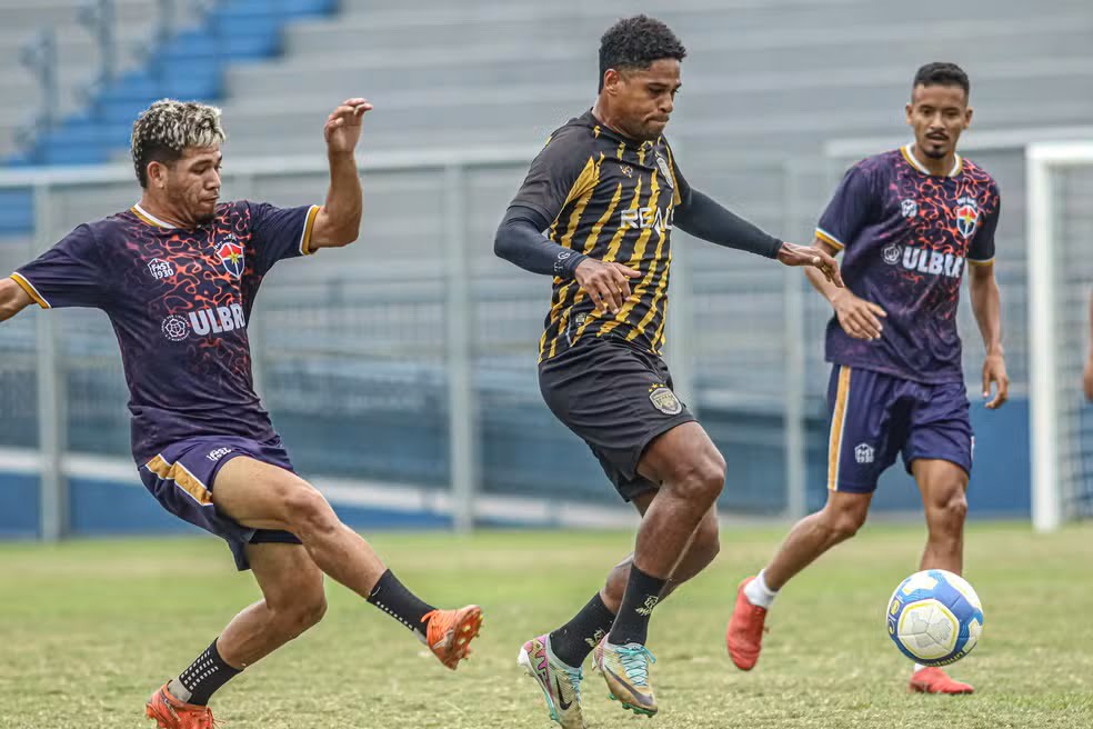 Amazonas FC no jogo treino