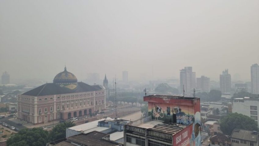 Manaus neblina fumaça queimadas