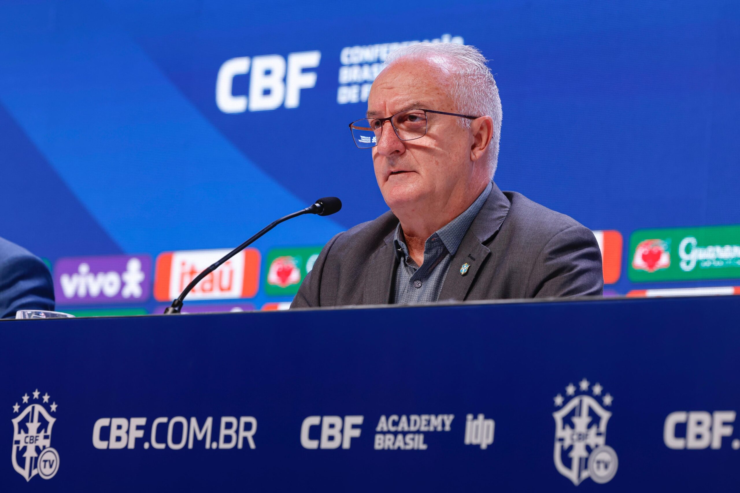 covocação seleção brasileira dorival