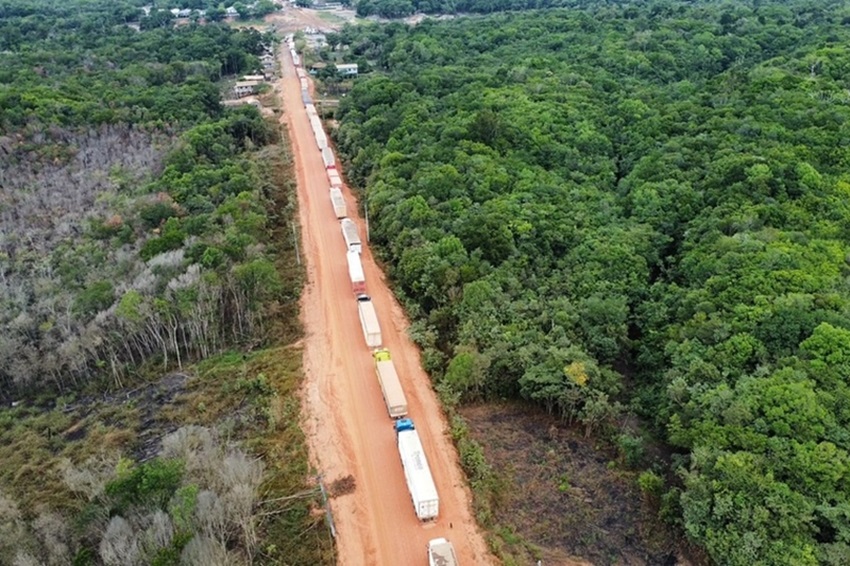 congestionamento caminhões BR-319