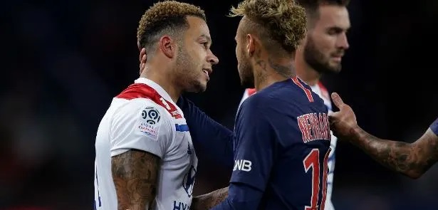 Neymar celebra chegada de Memphis Depay ao Corinthians