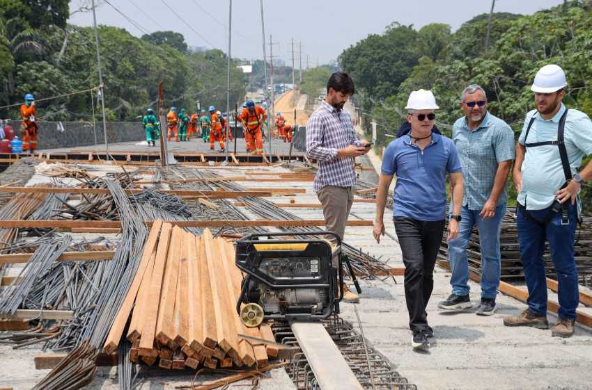 Prefeito obras viaduto