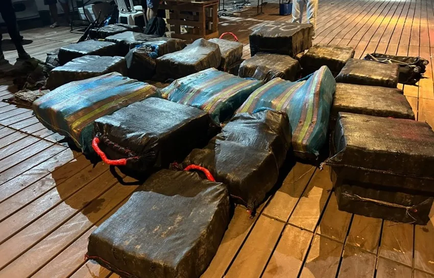 drogas armamento rio Solimões.