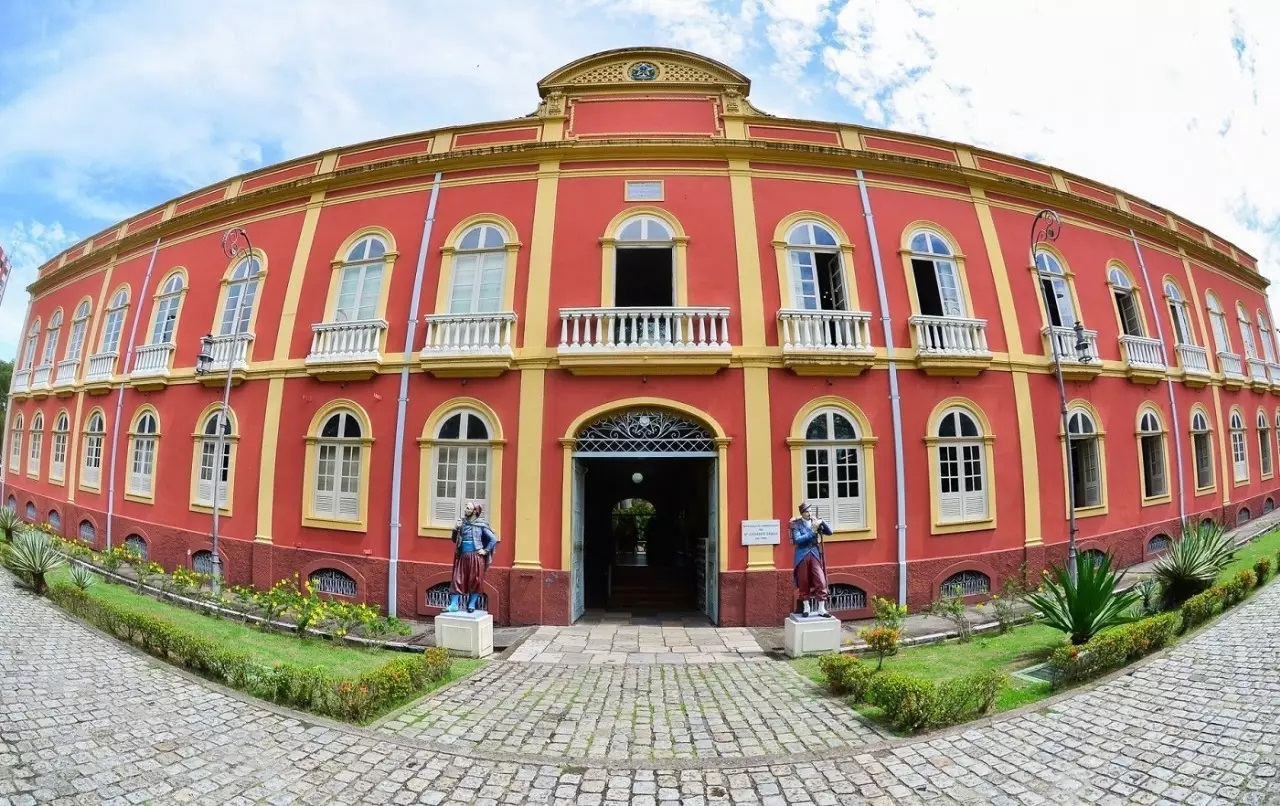 Espaços culturais funcionam em horários especiais no fim de ano em Manaus