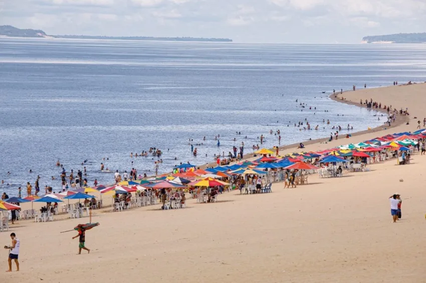 Rio Negro sobe mais de um metro em dezembro e Ponta Negra pode ser reaberta ainda este mês