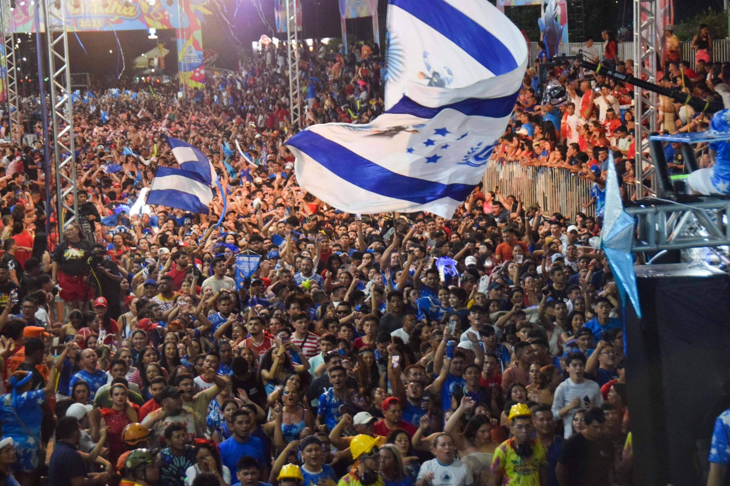 Espetáculo Caprichoso emociona e contagia povo de Parintins no Carnaboi 2025