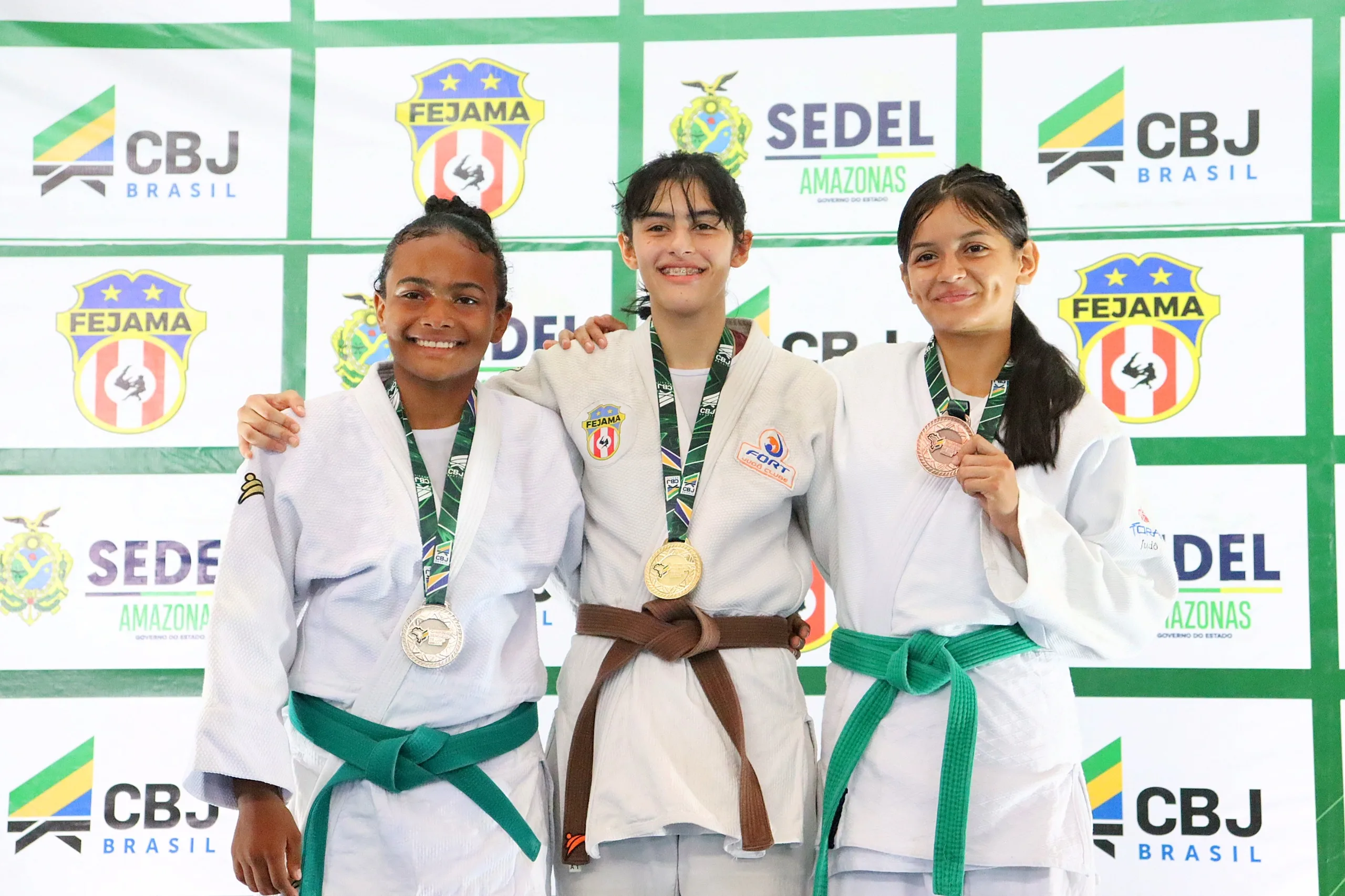 Amazonas arrasta 62 medalhas e conquista Campeonato Brasileiro de Judô 2025 em Manaus