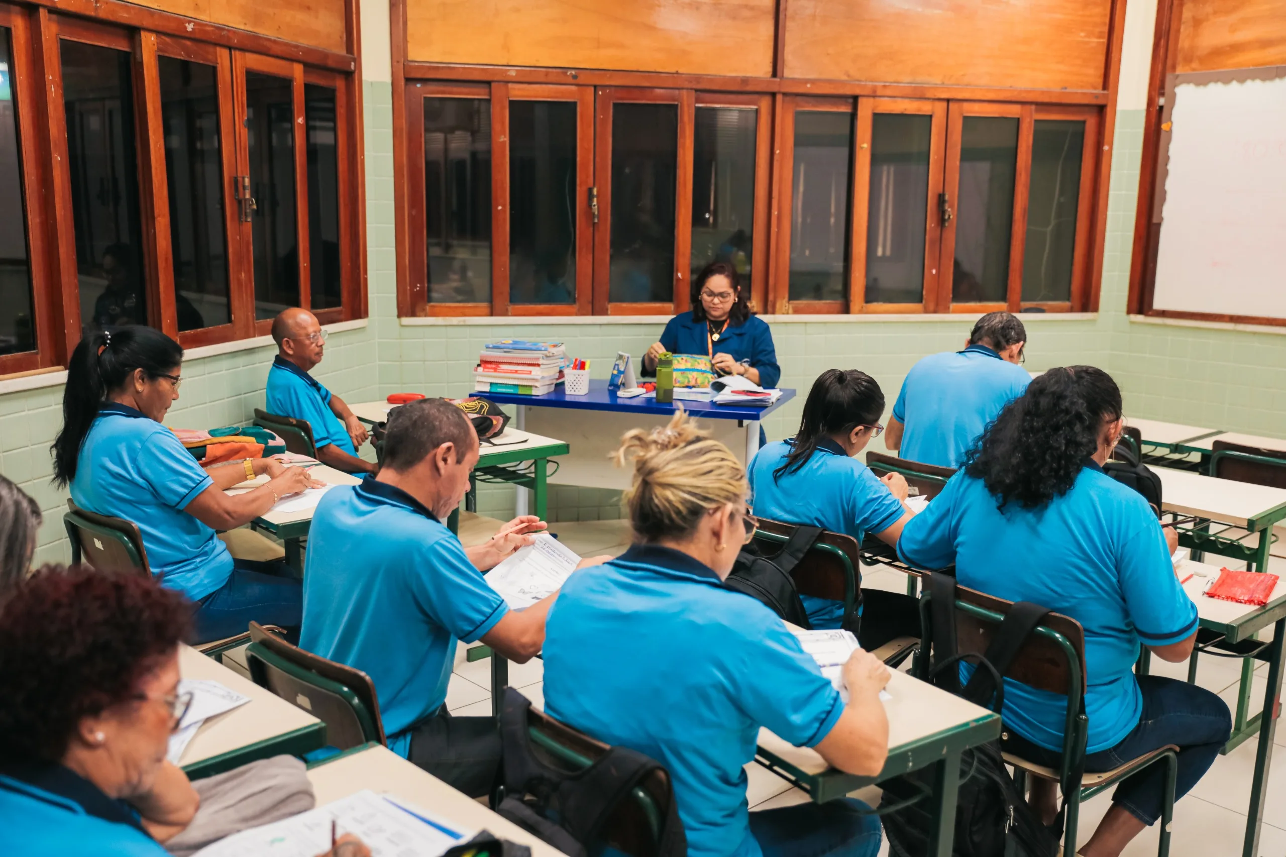 Sesc Amazonas abre inscrições gratuitas para Educação de Jovens e Adultos em Manaus