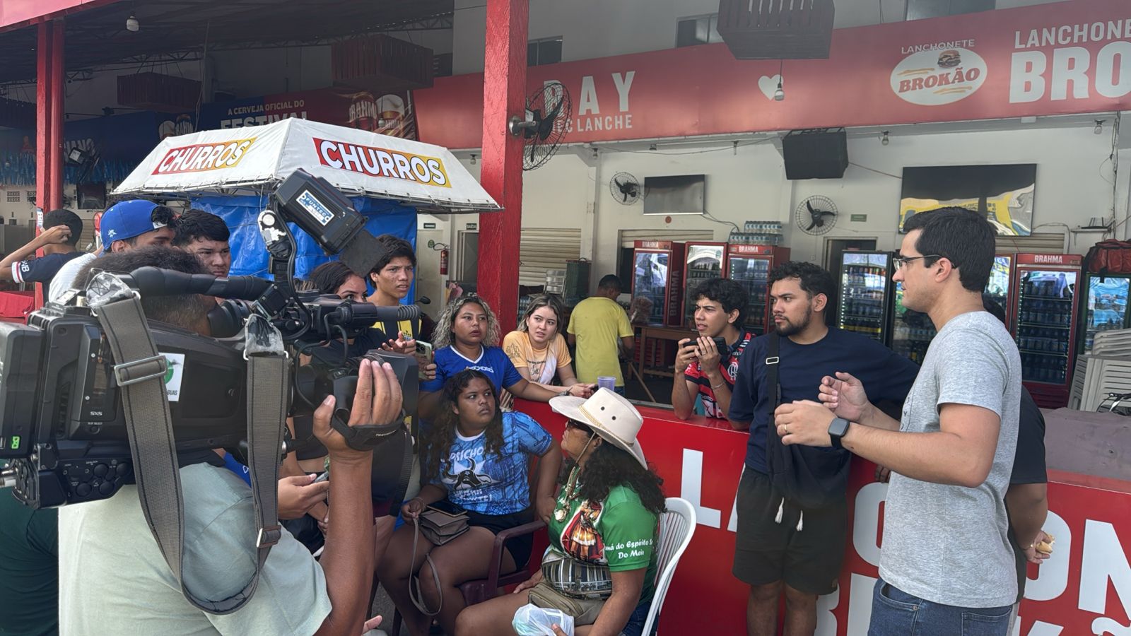 Em Parintins, MPAM fiscaliza formação irregular de filas nas galeras do 58° Festival Folclórico