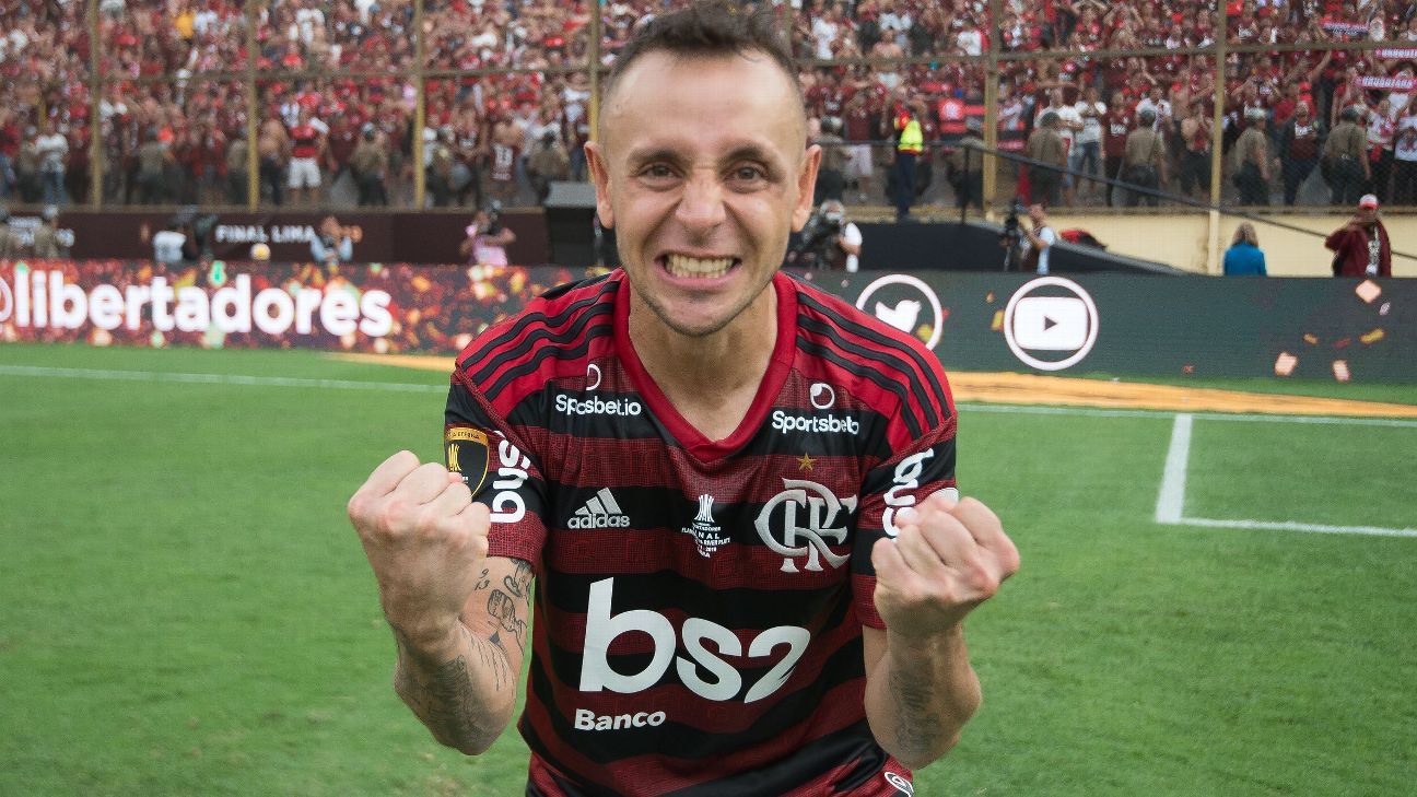 Rafinha, ídolo do Flamengo e Bayern de Munique confirma presença no Jogo das Estrelas, em Manaus
