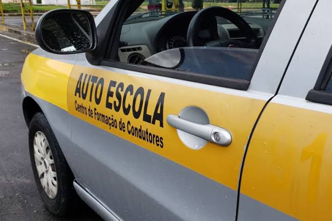 Especialista em Trânsito alerta que medida para acabar com autoescolas pode ser prejudicial a longo prazo