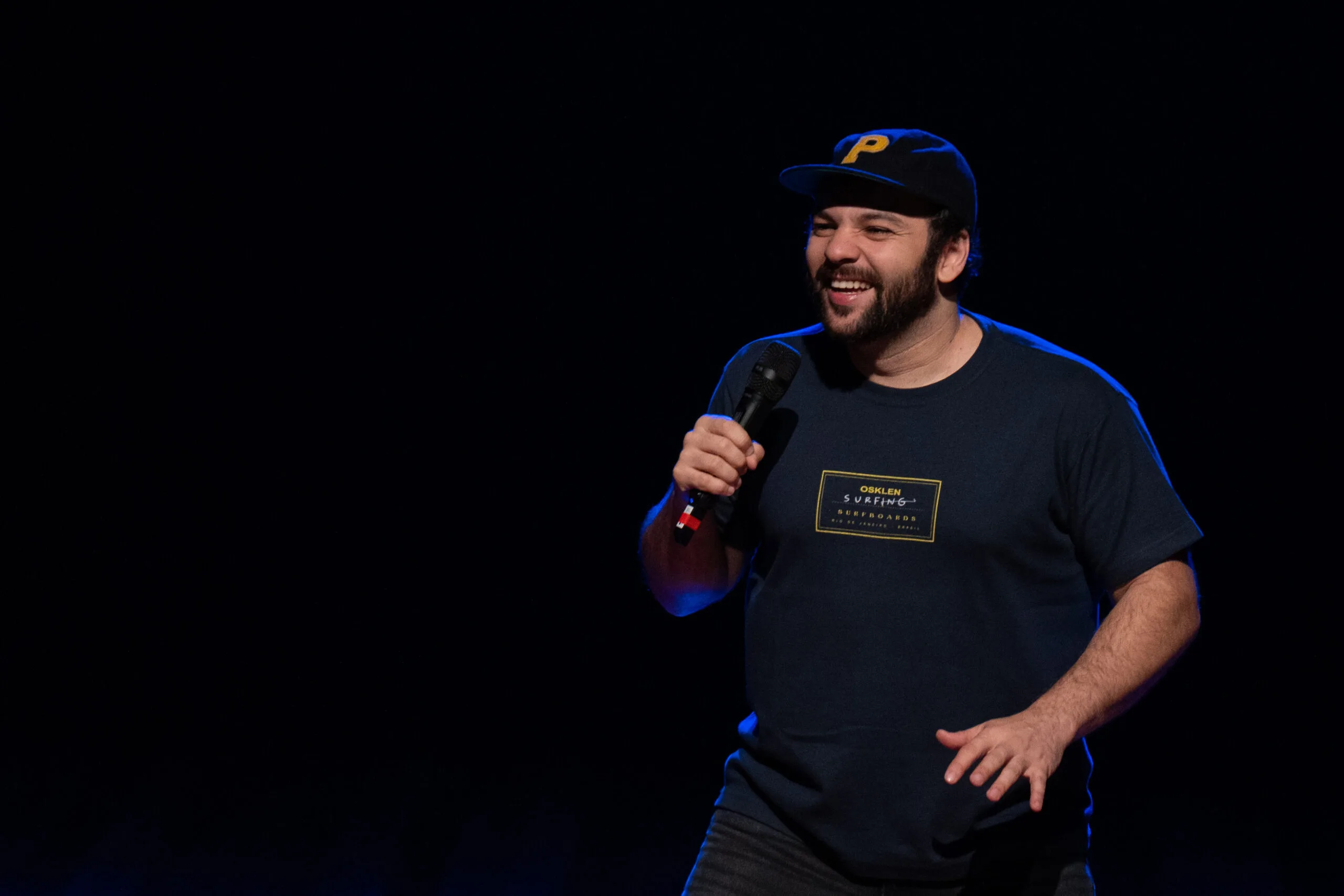 Com trabalho na Globo e Netflix, youtuber Raphael Ghanem apresenta espetáculo de humor em Manaus
