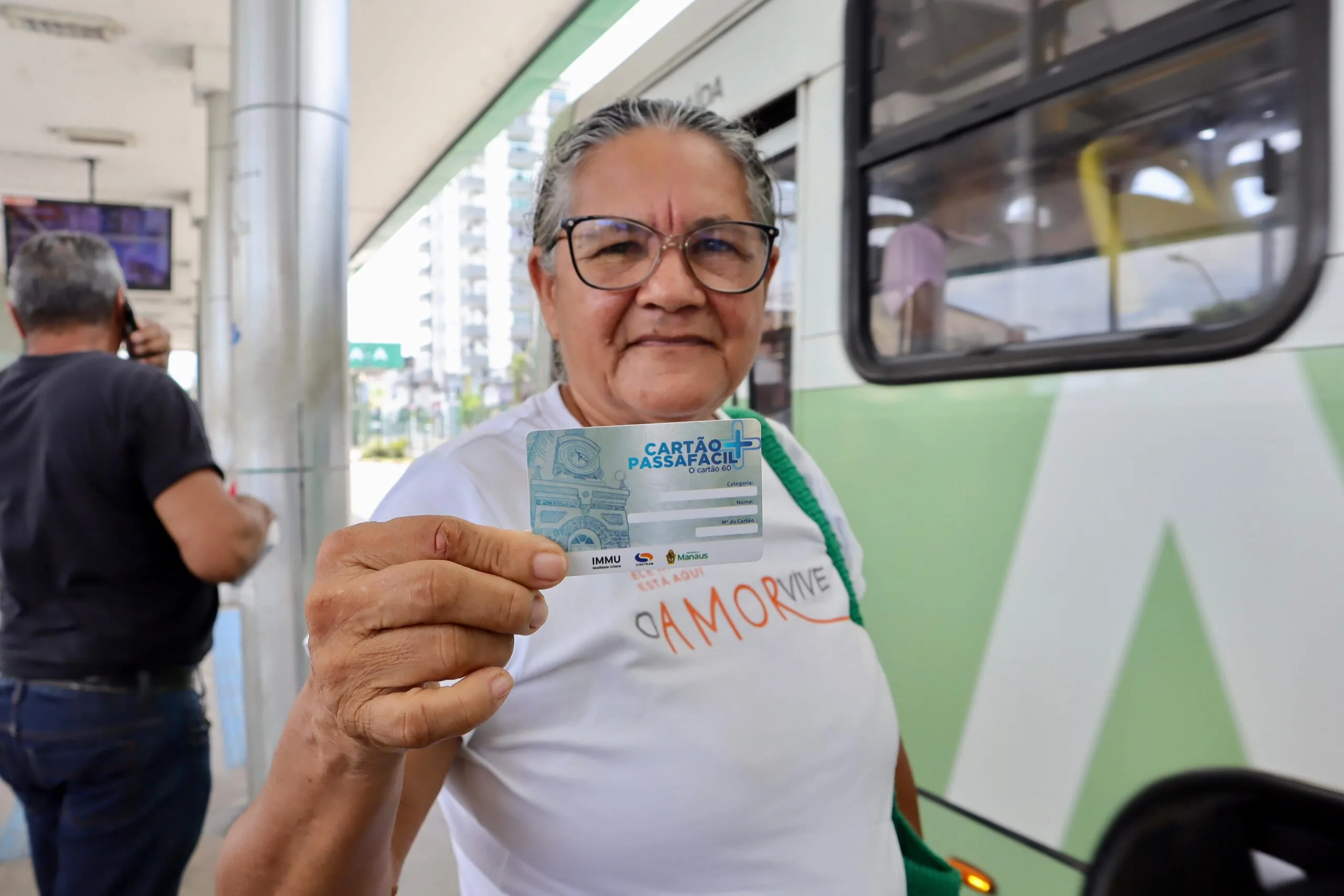 Cartão PassaFácil+ será disponibilizado de forma opcional para idosos a partir de 60 anos em Manaus