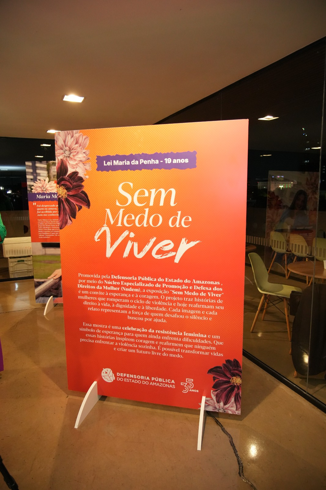 Exposição reúne histórias de superação de 11 mulheres vítimas de violência em Manaus