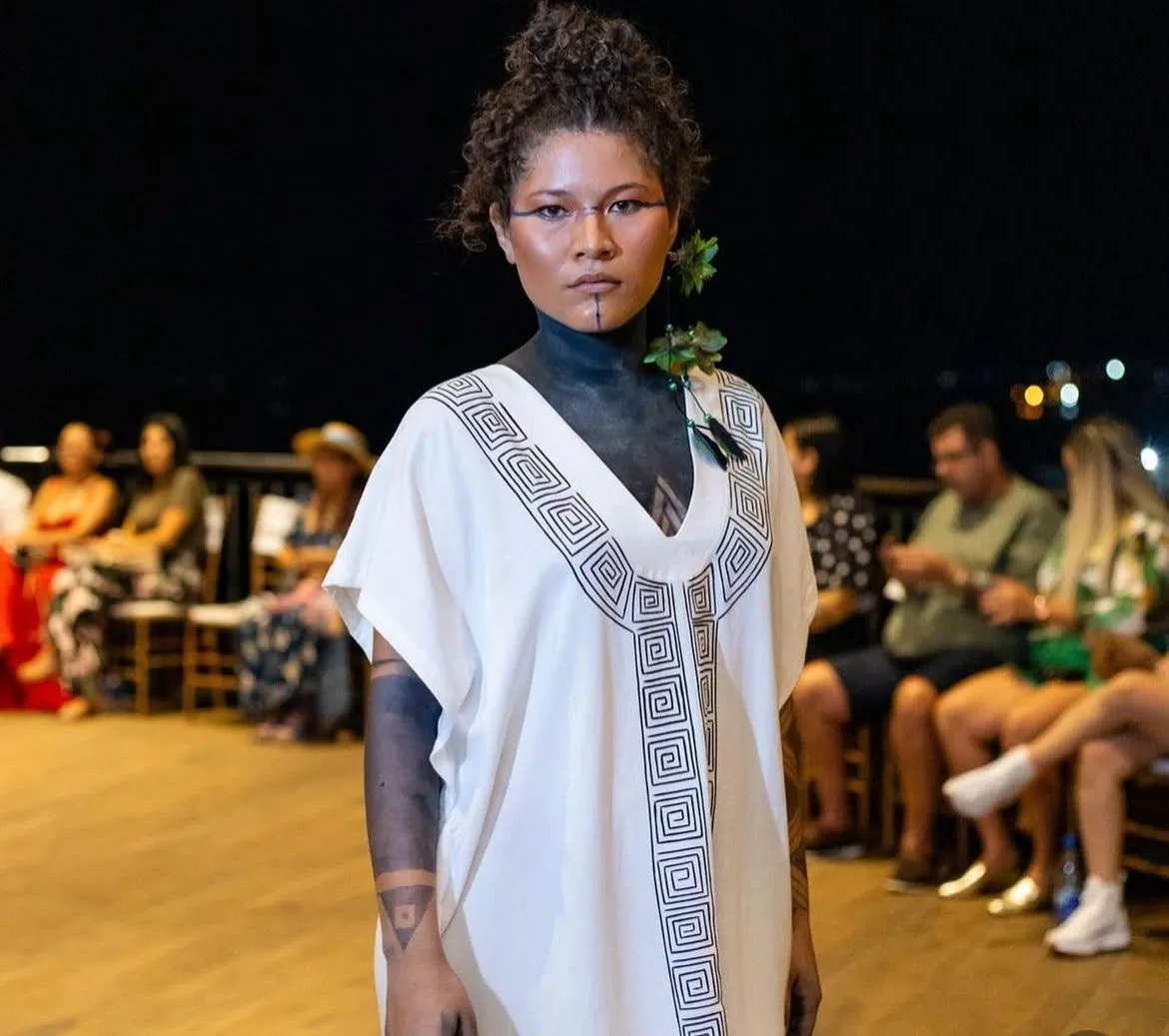 Desfile dá visibilidade a moda feita nas comunidades ribeirinhas