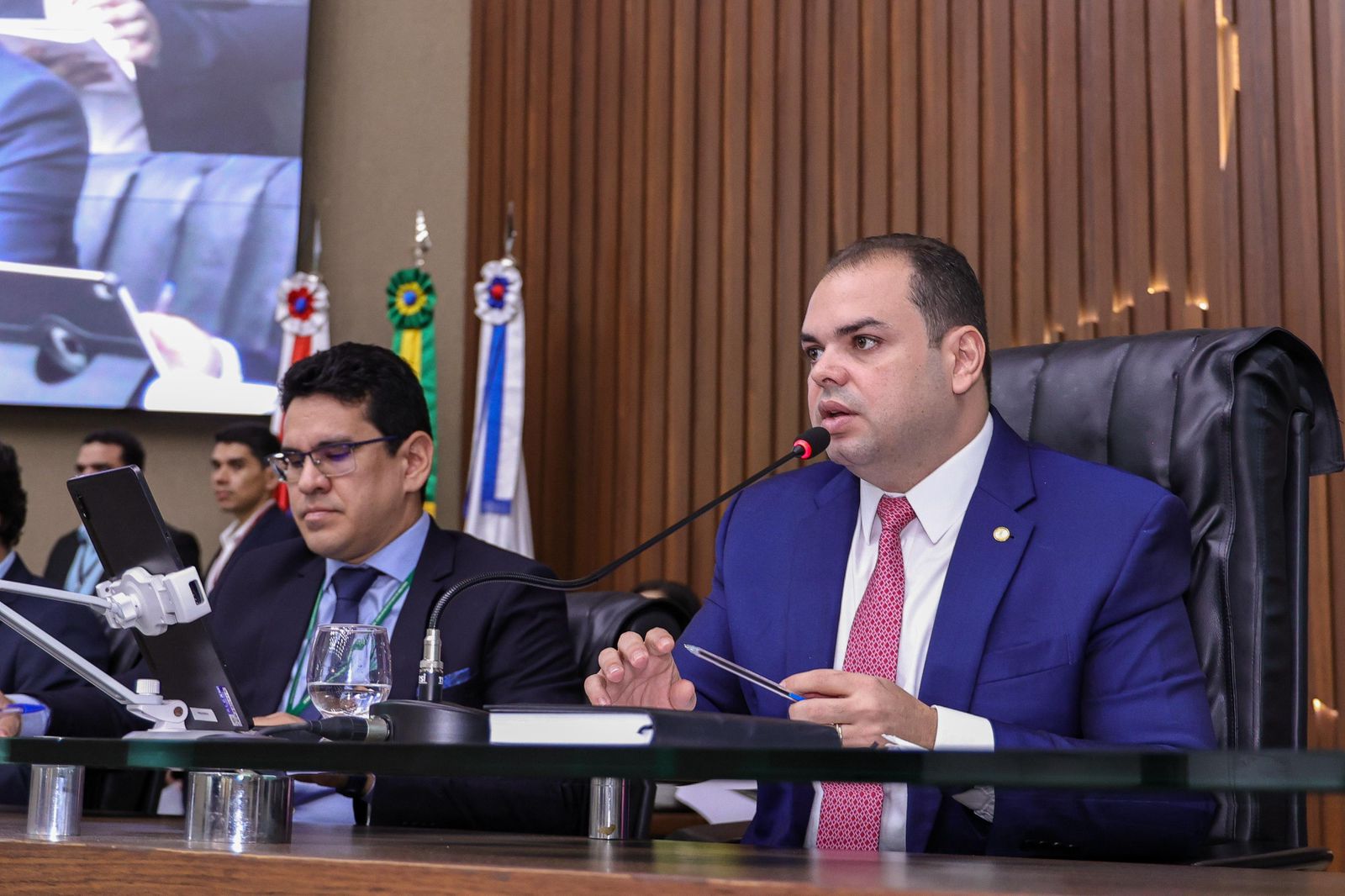 Deputado Roberto Cidade apresenta PL para impedir que preços de fidelidade se sobreponham aos valores reais em postos de combustíveis no Amazonas