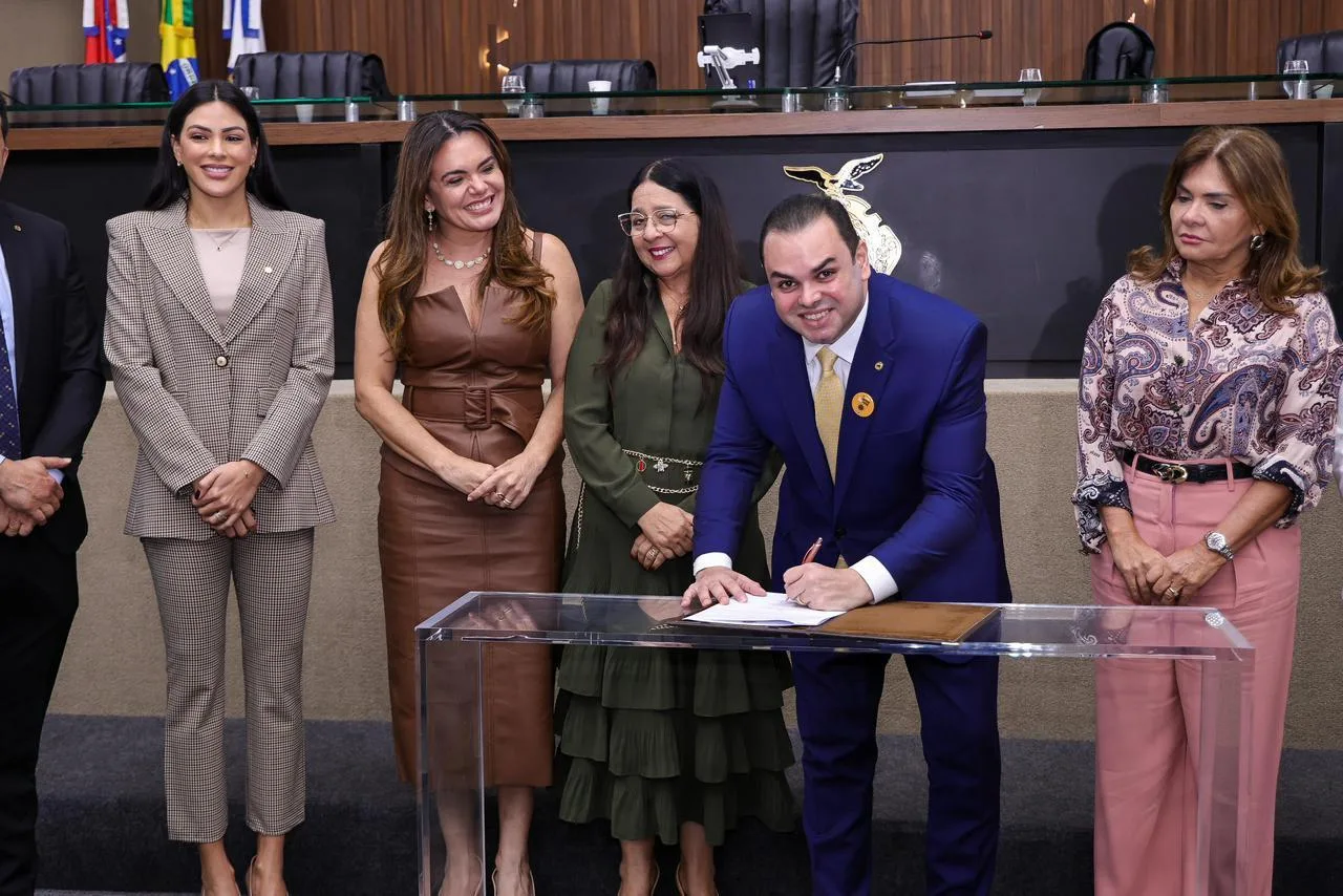 ‘Cooperação entre Aleam e MPAM reforça combate à violência contra a mulher,’ avalia presidente Roberto Cidade