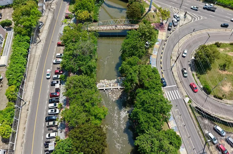 Ecobarreira do Mindu tem lixo retirado nesta segunda (6) e implantação de 10 novas estruturas em Manaus é anunciada