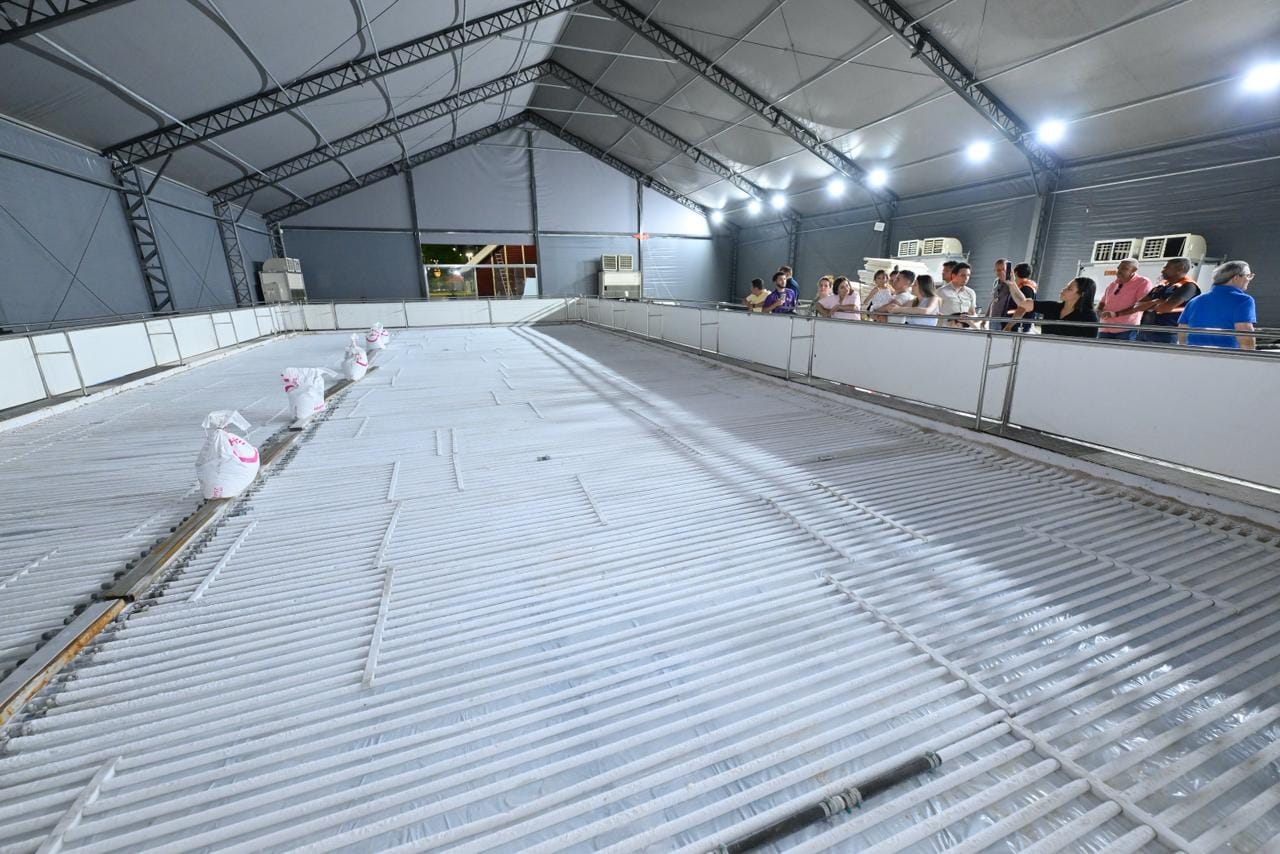 Prefeito David Almeida apresenta novidades para o Natal 2025 em Manaus