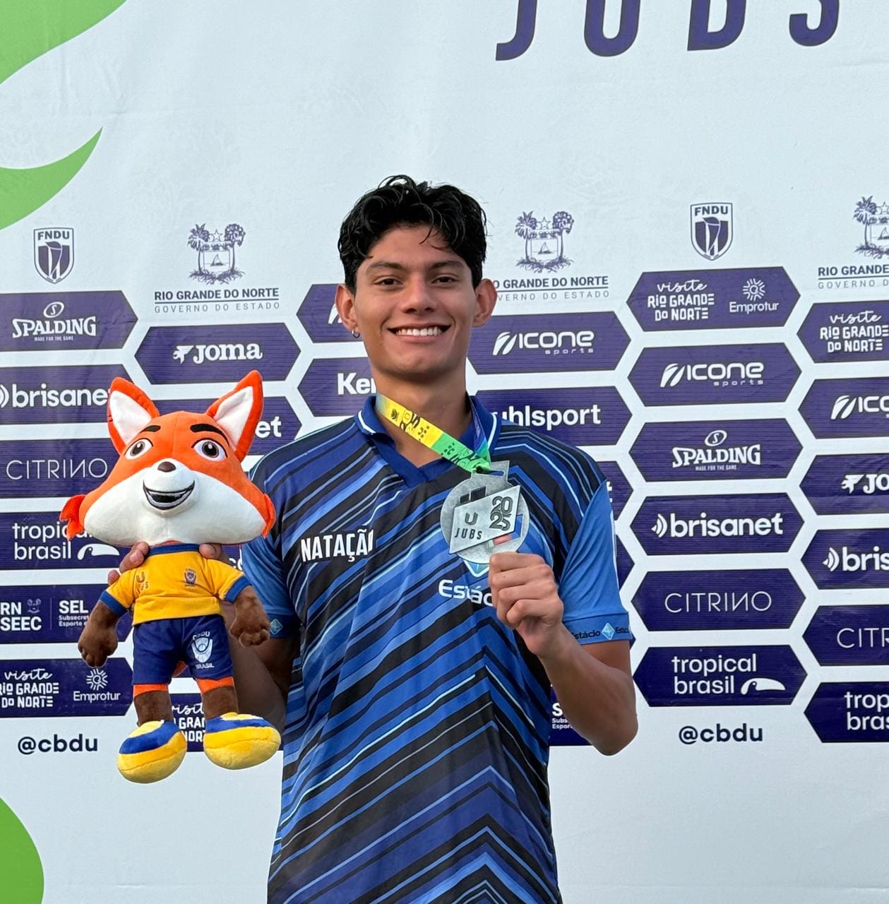 Nadadores amazonenses conquistam cinco medalhas nos Jogos Universitários Brasileiros 2025