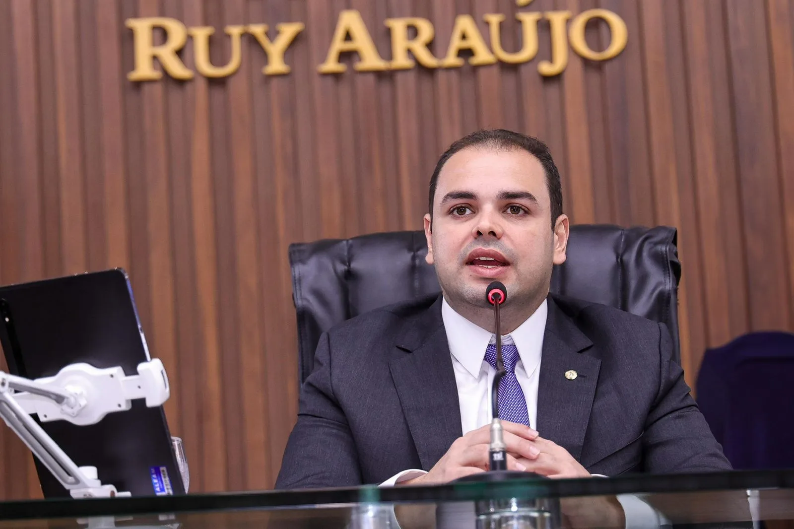 Lei de Roberto Cidade estimula geração de renda e inclusão digital de jovens amazonenses