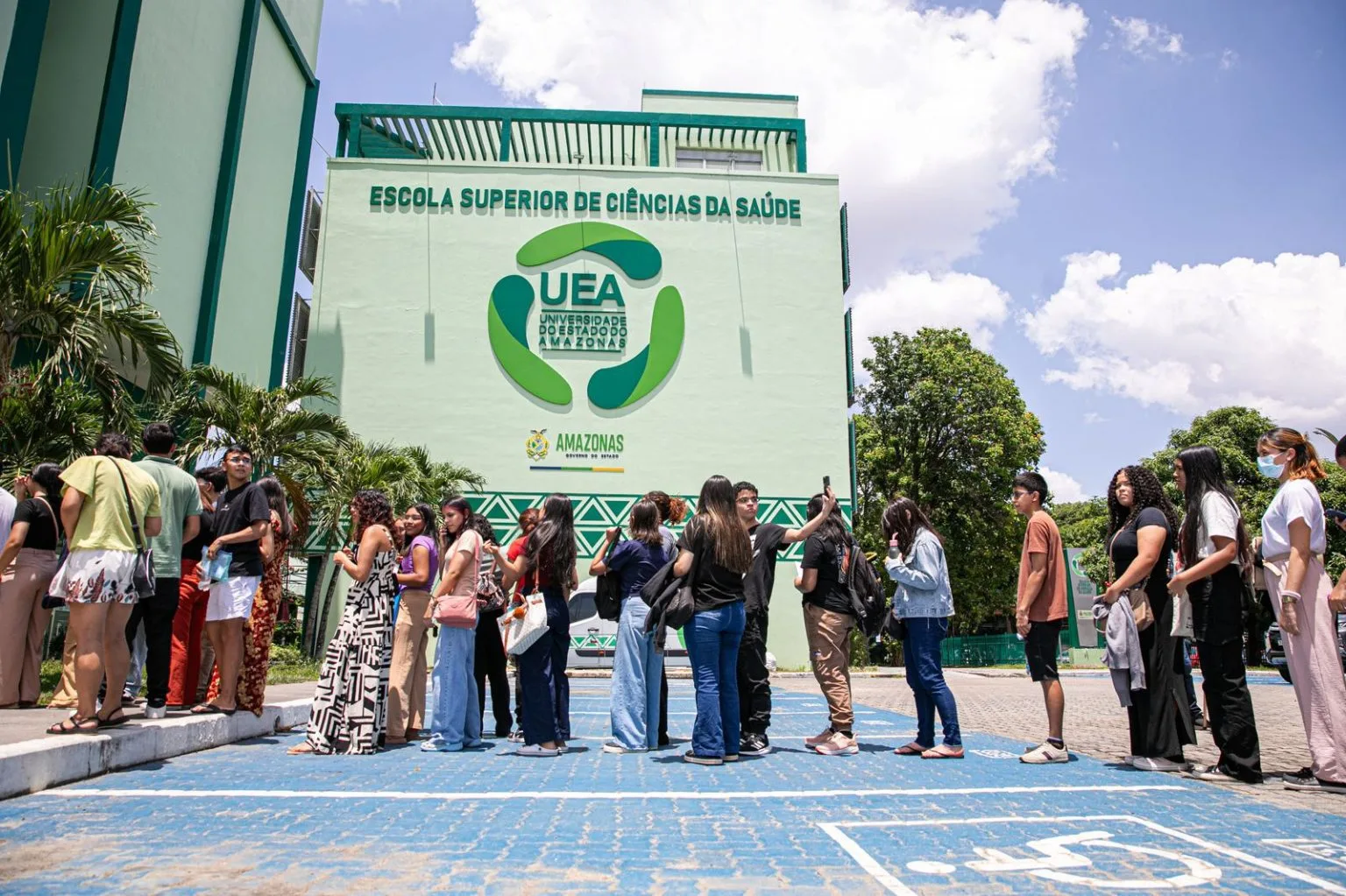 Expectativa de milhares de candidatos marca a aplicação das provas do Sistema Ingresso Seriado da UEA