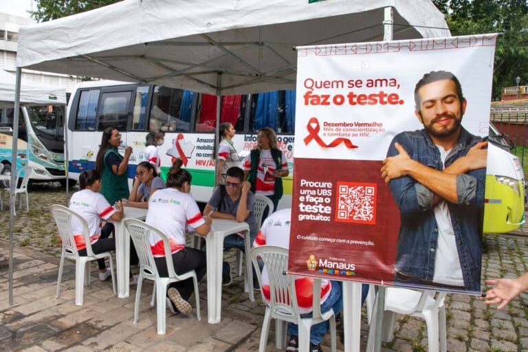 Com 1.298 novos casos de HIV em 2025, Manaus lança campanha Dezembro Vermelho com foco na prevenção e combate ao preconceito