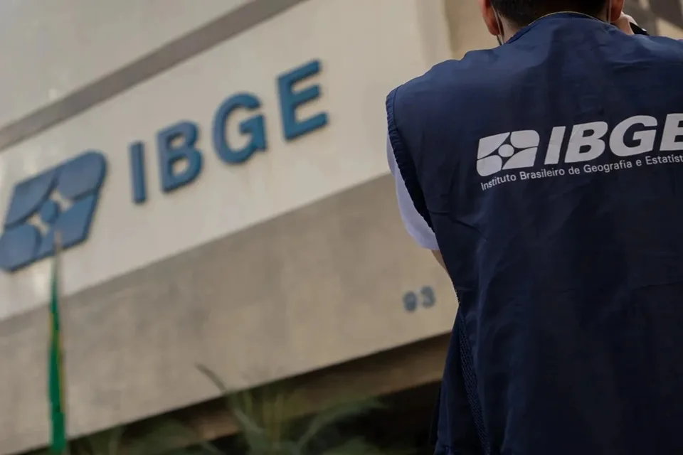Edital do IBGE abre concurso com 9.590 vagas temporárias; veja cargos, salários e como se inscrever