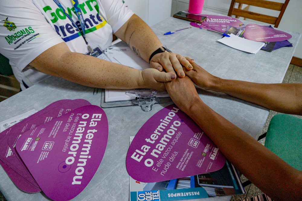 Ligue 180 registra mais de 2,2 mil atendimentos a mulheres no Amazonas em 2025