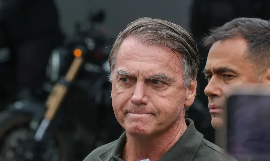 STF mantém, por unanimidade, prisão preventiva de Jair Bolsonaro após tentativa de violar tornozeleira