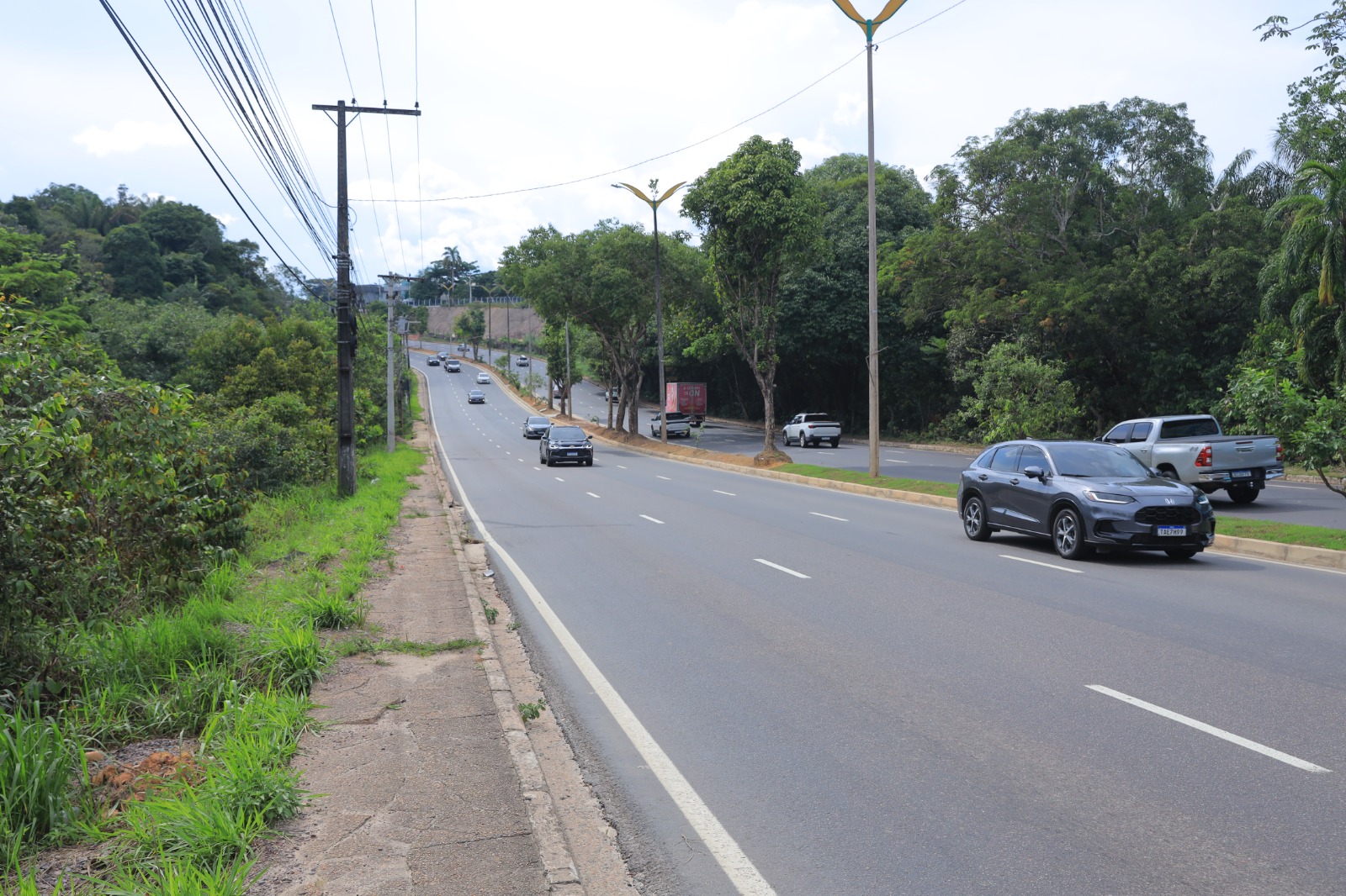 Obra na avenida do Turismo elimina pontos críticos de alagamento e melhora fluidez no trânsito