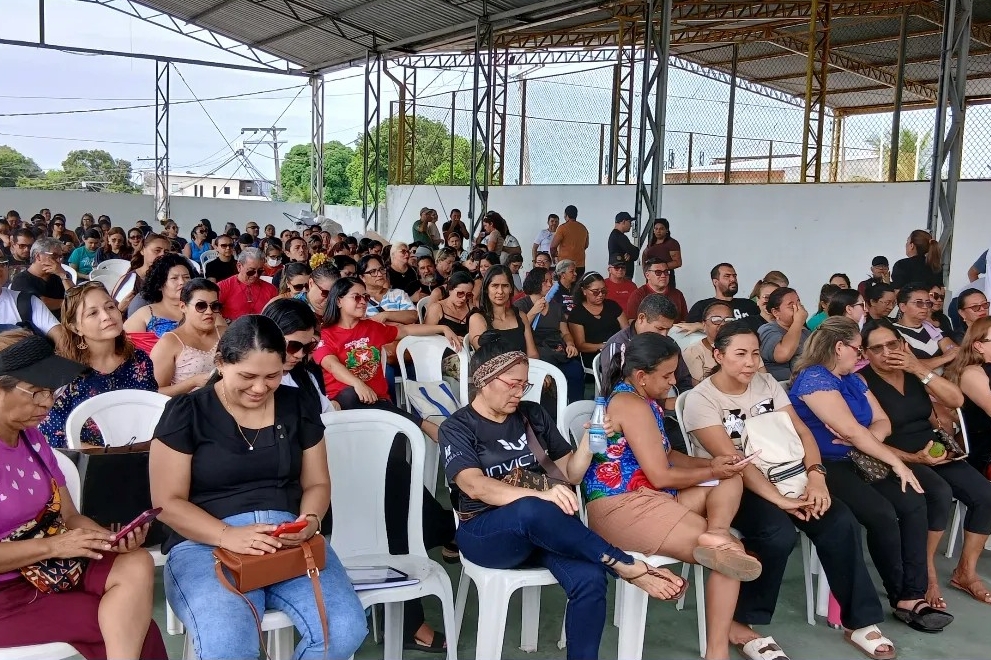 Professores encerram greve após oito dias em Manaus, mas categoria segue em estado de alerta