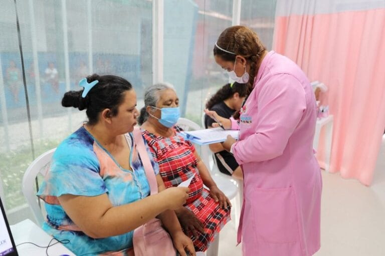 Atendimento em Unidades Móveis de Saúde da Mulher