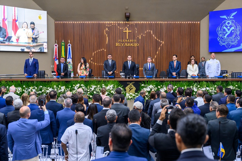 Presidente Roberto Cidade abre ano legislativo de 2026