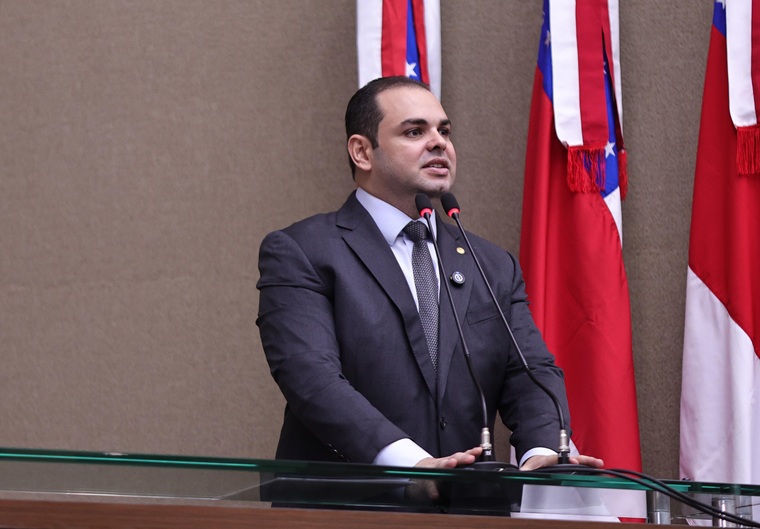 Cidade celebra promulgação de lei que agiliza licenças ambientais