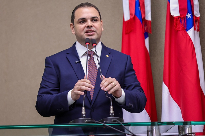 Roberto Cidade cobra ação emergencial na BR-230