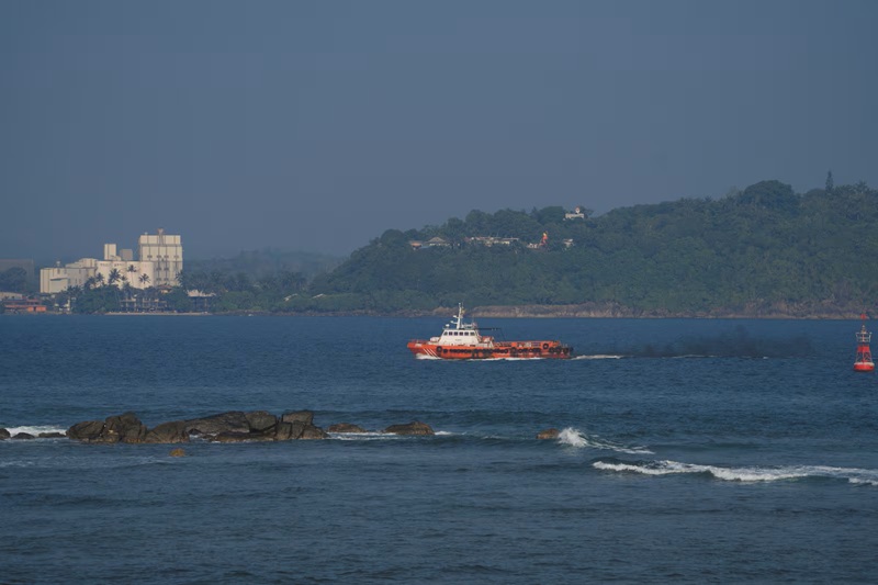 EUA afundam navio iraniano no Oceano Índico