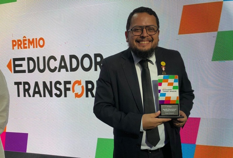 Diretor de escola da Prefeitura de Manaus vence etapa estadual do Prêmio Educador Transformador