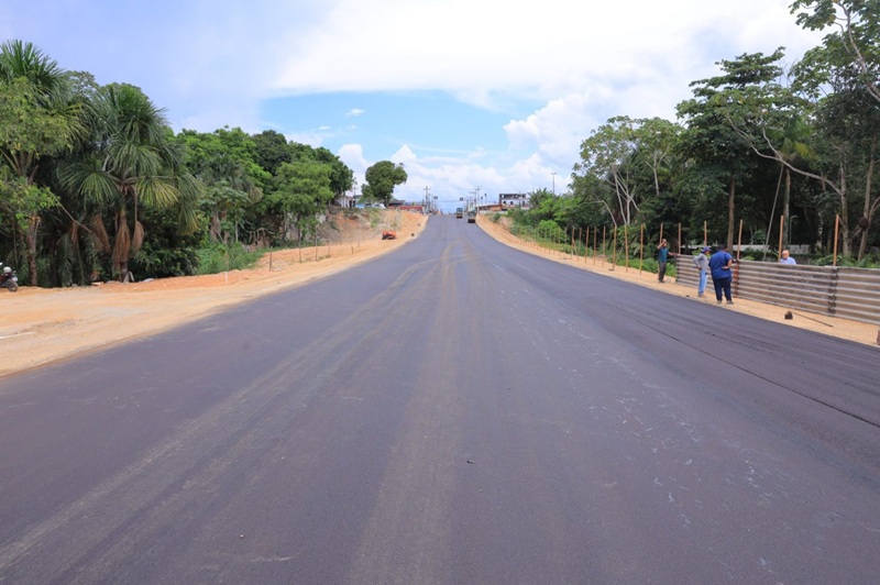 Prefeitura de Manaus cria nova via na zona Norte e amplia alternativas de tráfego
