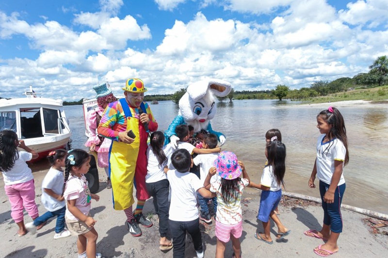 Prefeitura leva acolhimento, lazer e inclusão social a comunidades ribeirinhas