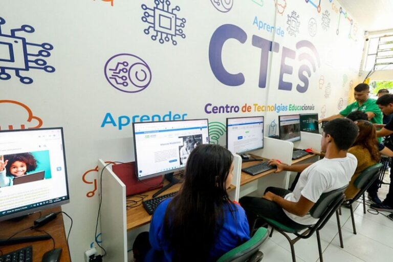 Escola da zona rural de Manaus é destaque em evento nacional de educação