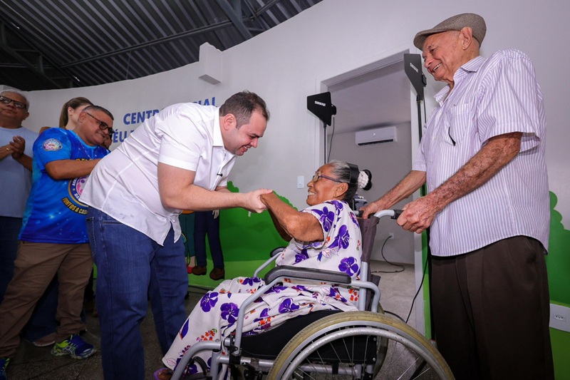 Entrega do Centro Social Chapéu de Zinco, no bairro Betânia