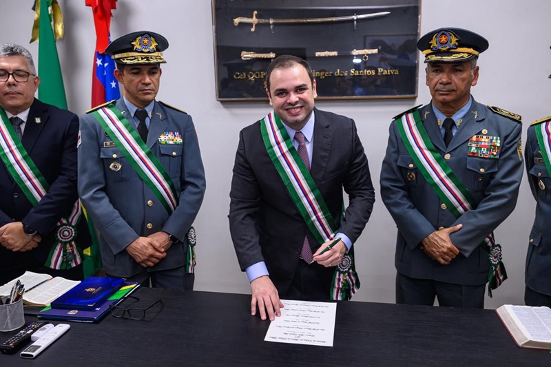 Homenagem aos 189 anos da Polícia Militar